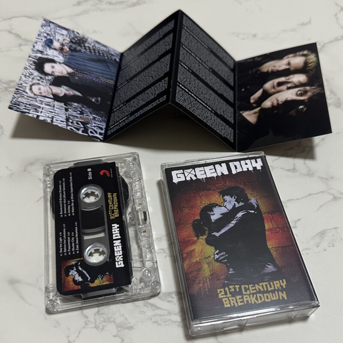 Green Day 21st Century Breakdo - Audio Music Of ulasan dan harga